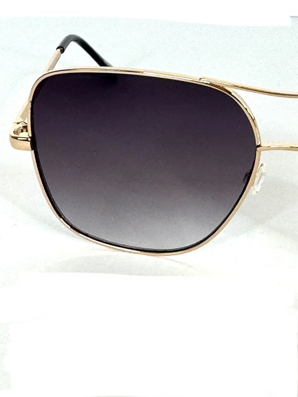 QUAY AUSTRALIA Stop And Stare Sunglasses